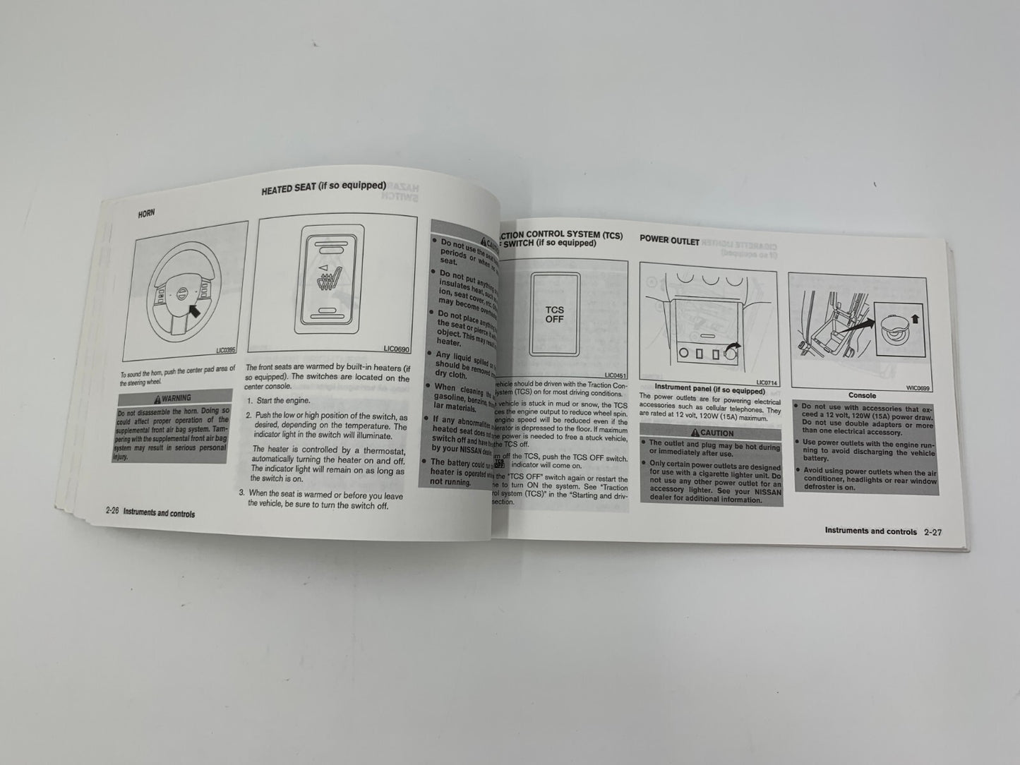 2005 Nissan Altima Owners Manual Set with Case OEM B04B33040