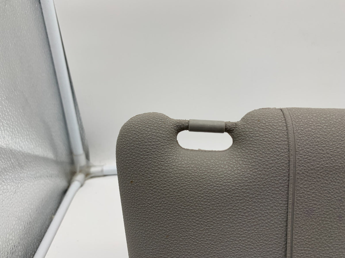 2005-2006 BMW X3 Passenger Sun Visor Gray Illuminated OEM C03B26035