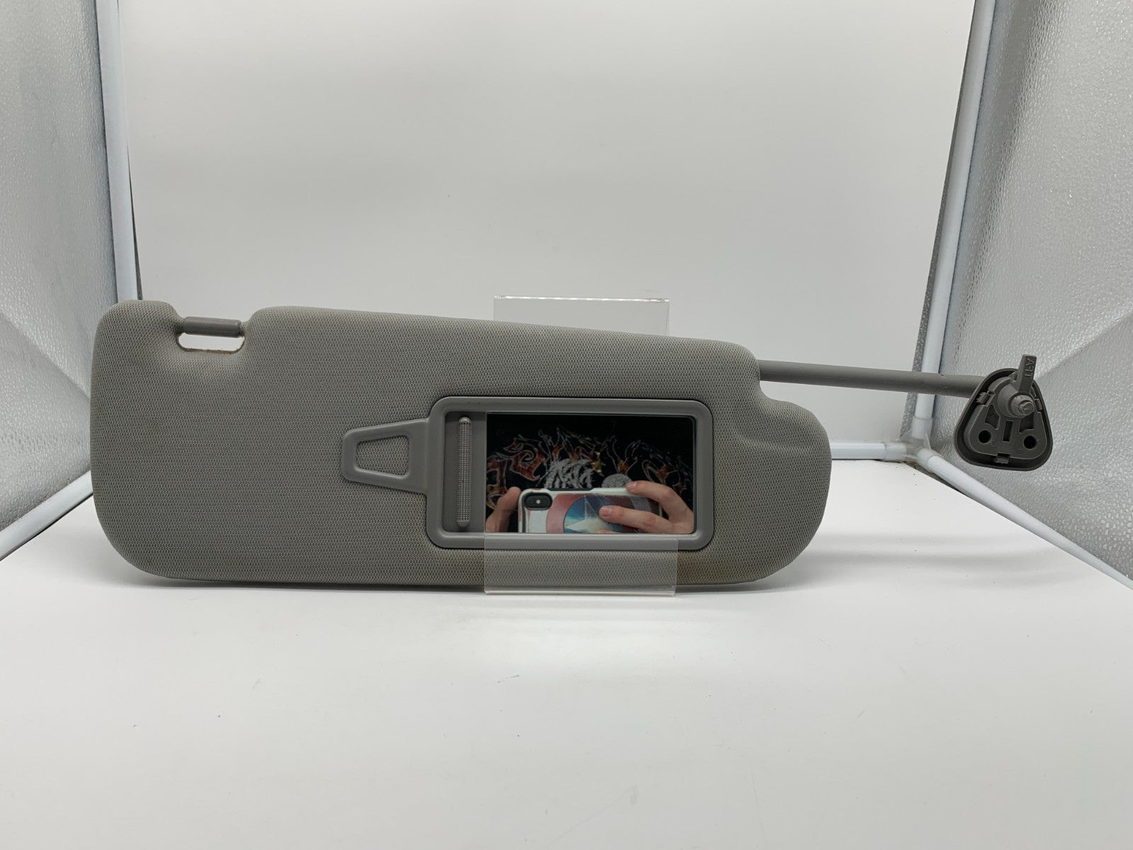 2011-2016 Kia Optima Passenger Sun Visor Gray Illuminated OEM E01B59011