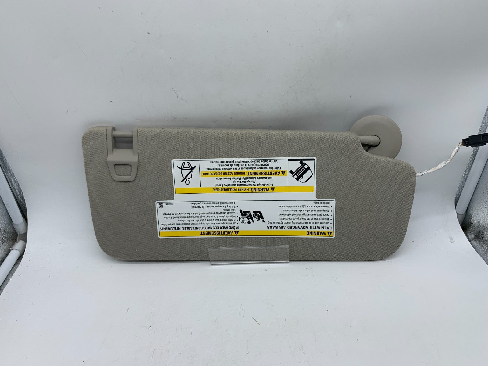 2021-2024 Buick Encore GX Driver Sun Visor Gray Illuminated OEM D03B69002