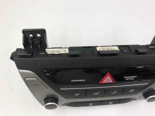 2017-2018 Hyundai Elantra AC Heater Climate Control Temperature Unit D01B34033