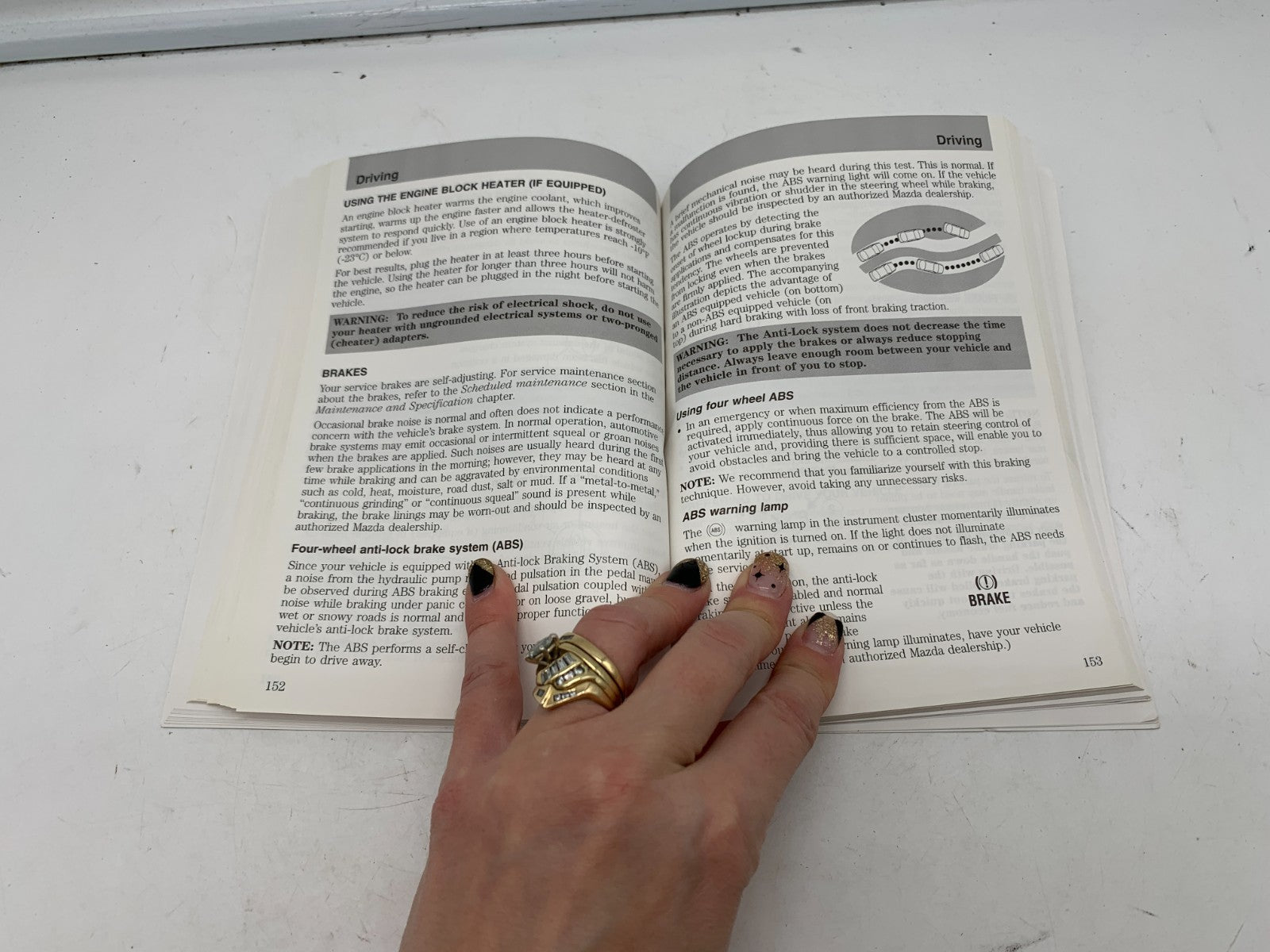 2006 Mazda Tribute Owners Manual Set with Case OEM E01B03061