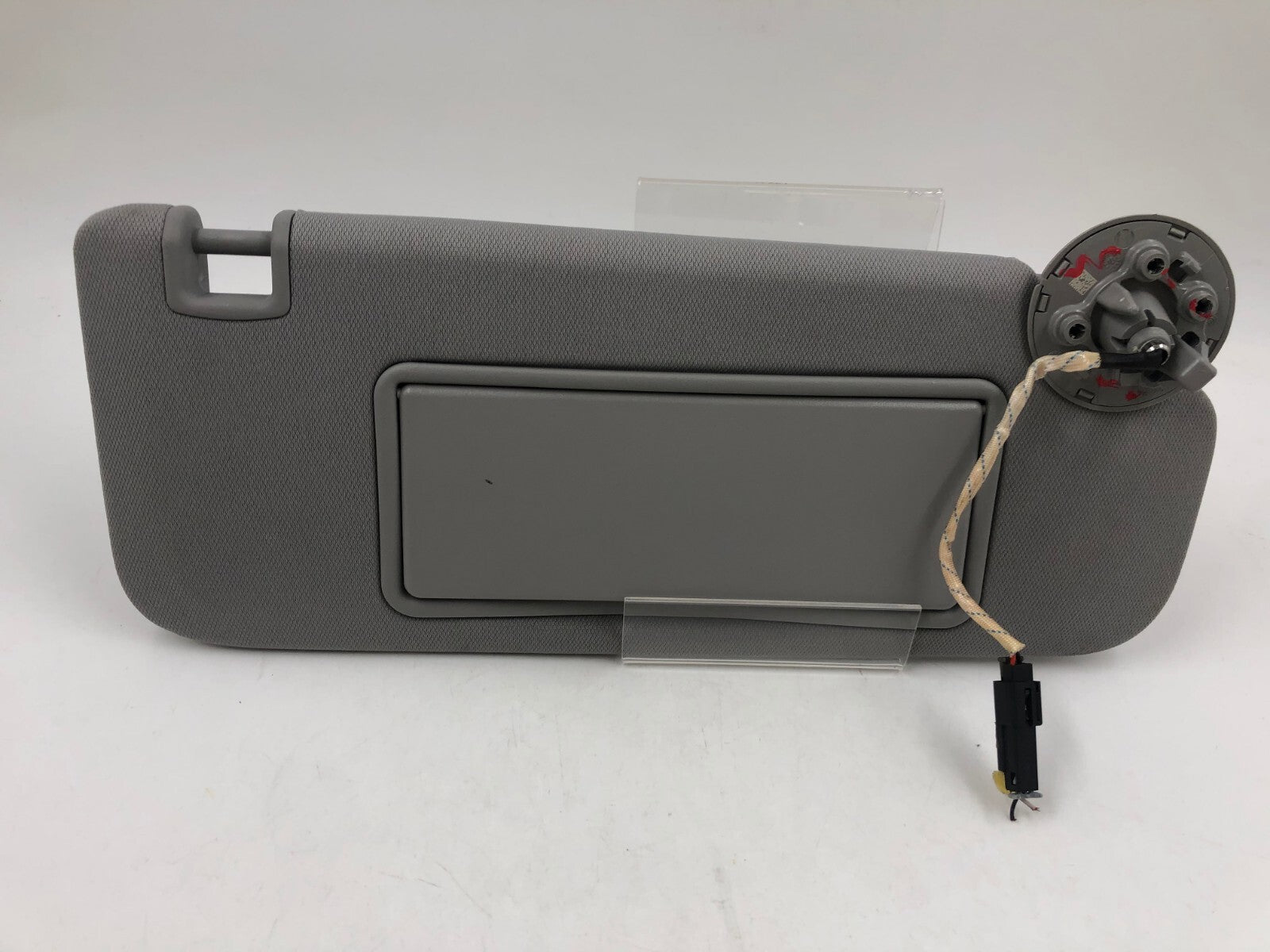 2016-2021 Chevrolet Malibu Passenger Sun Visor Gray Illuminated OEM C02B37050