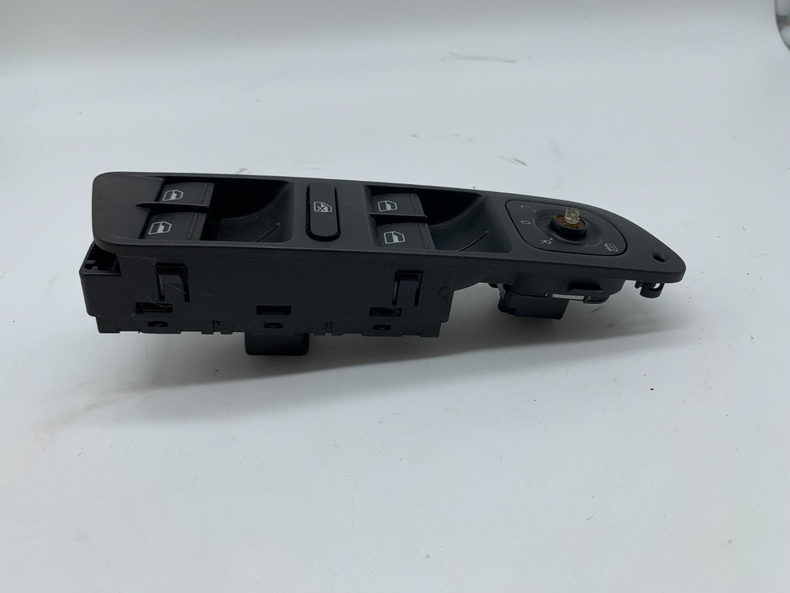 2015-2017 Volkswagen Tiguan Master Power Window Switch OEM D01B36006