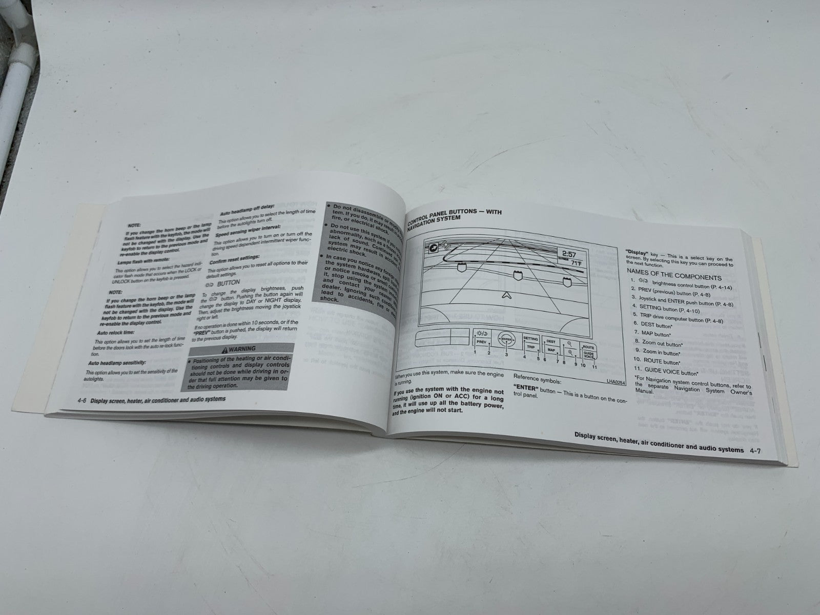 2004 Nissan Maxima Owners Manual OEM C03B56015