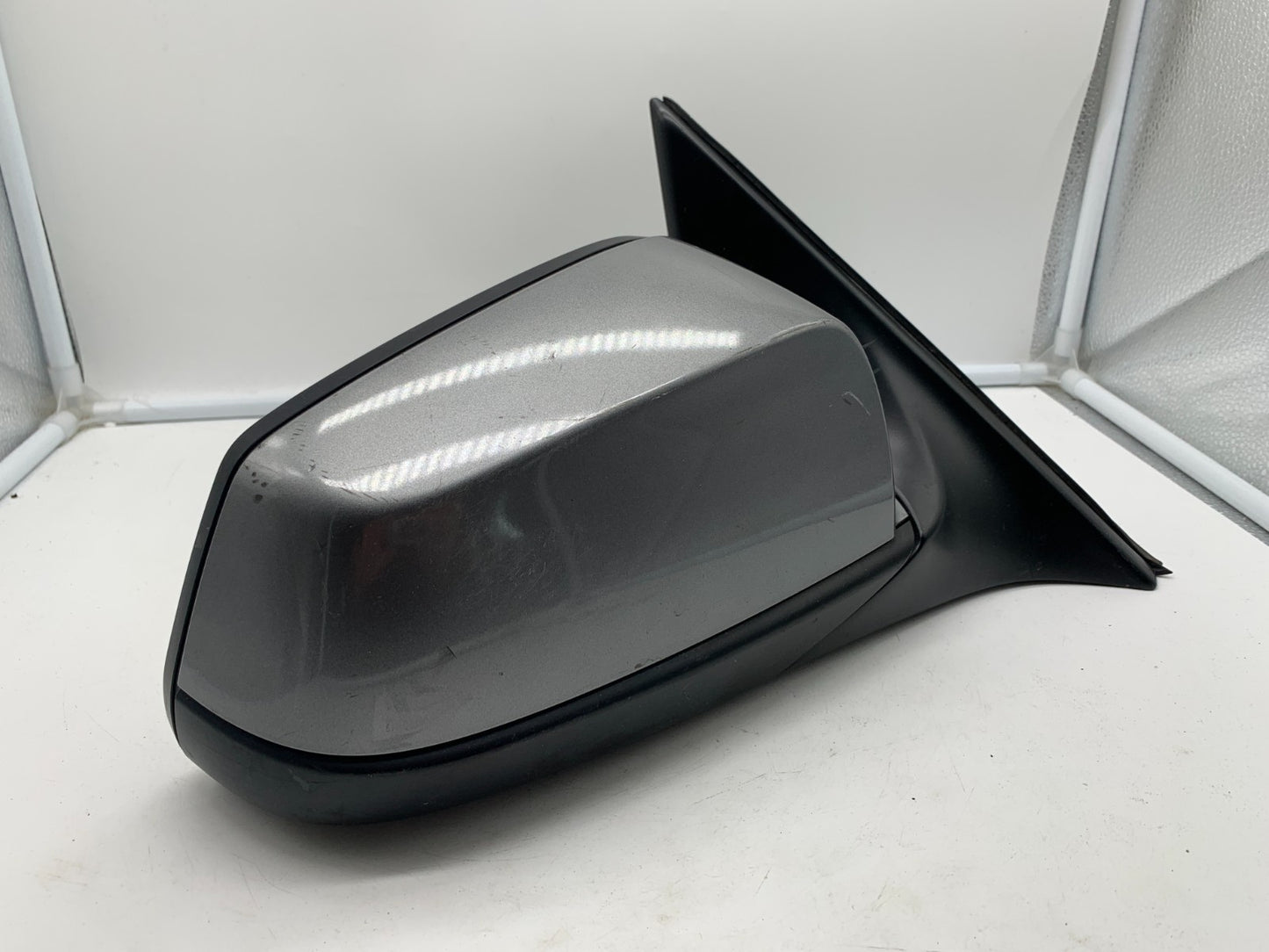 2011-2012 BMW 750i Passenger Side View Power Door Mirror Gray OEM A03B25093