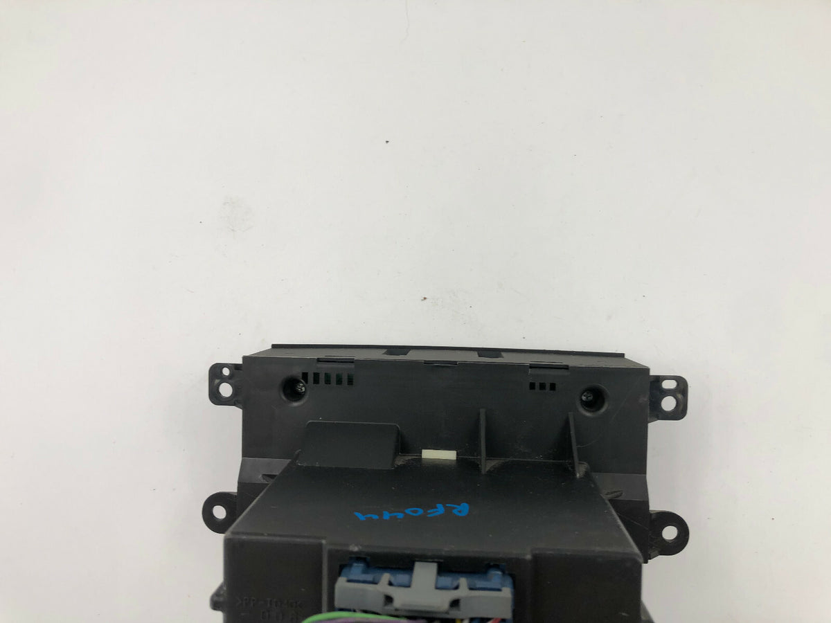 2005-2006 Cadillac CTS AC Heater Climate Control Unit OEM A04B04009