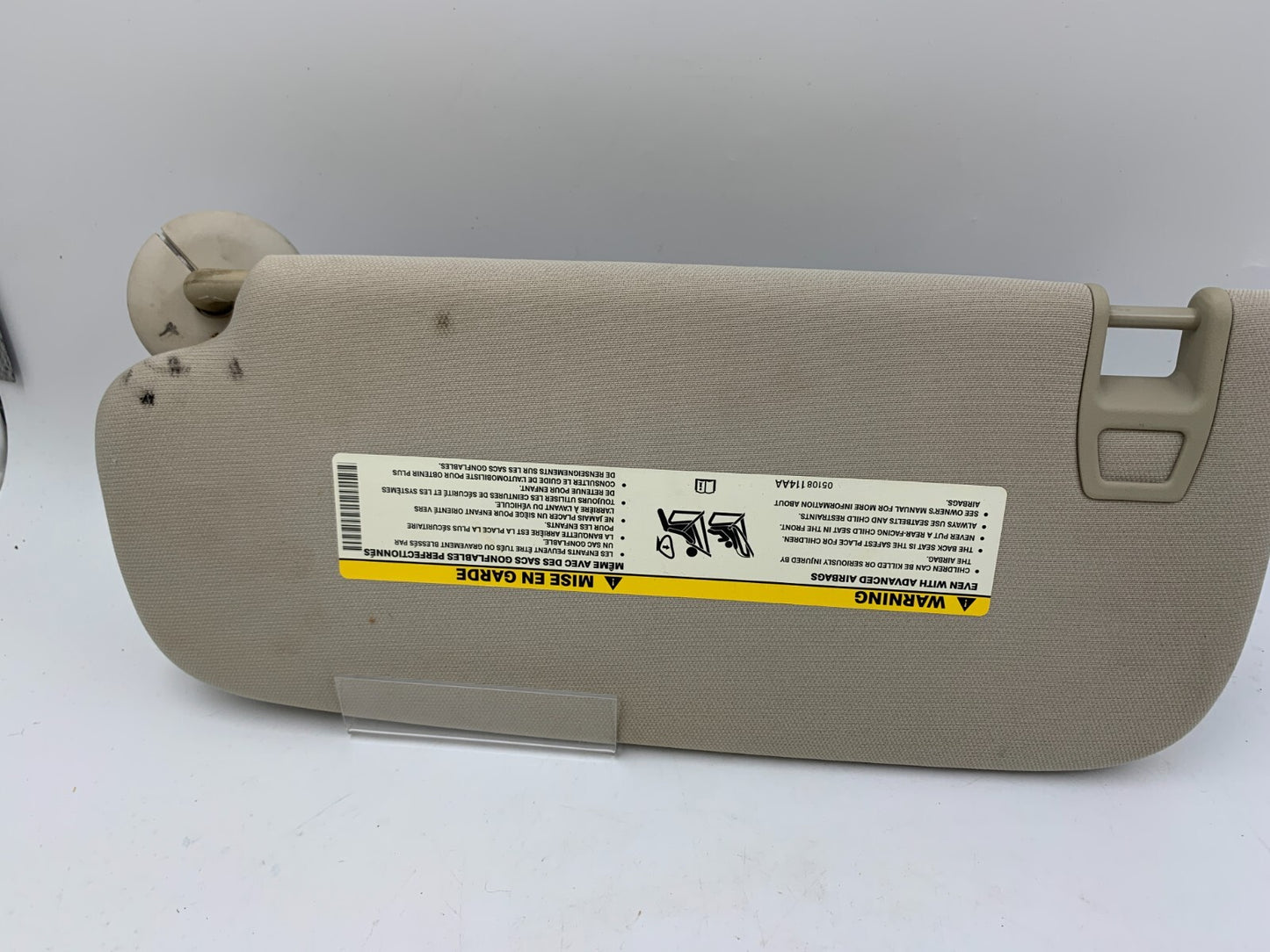 2011-2013 Jeep Grand Cherokee Passenger Sun Visor Gray Illuminated OEM E01B11026