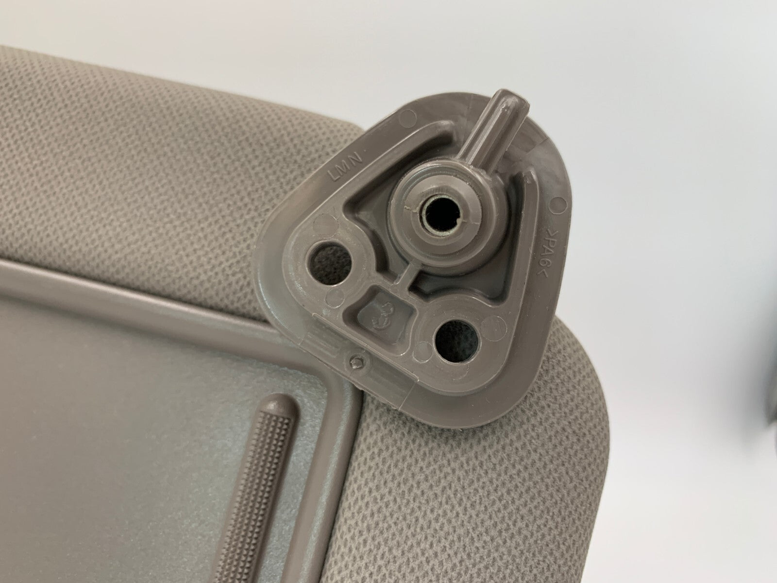 2010-2015 Hyundai Tucson Passenger Sun Visor Gray OEM C02B54010