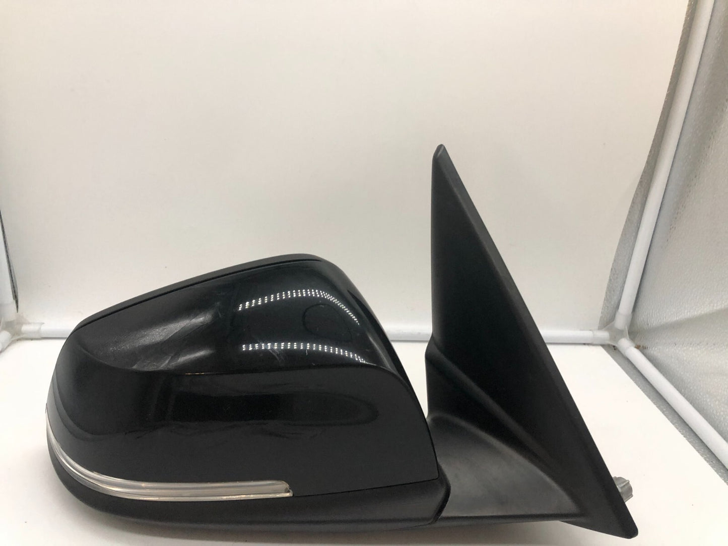 2013-2015 BMW X1 Passenger Side View Power Door Mirror Black OEM D01B32002