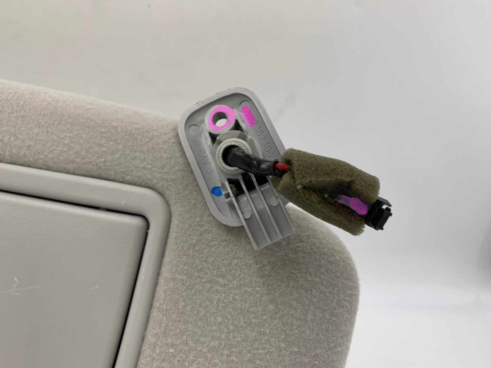 2006-2008 Mazda 6 Passenger Sun Visor Illuminated Gray OEM A02B48061