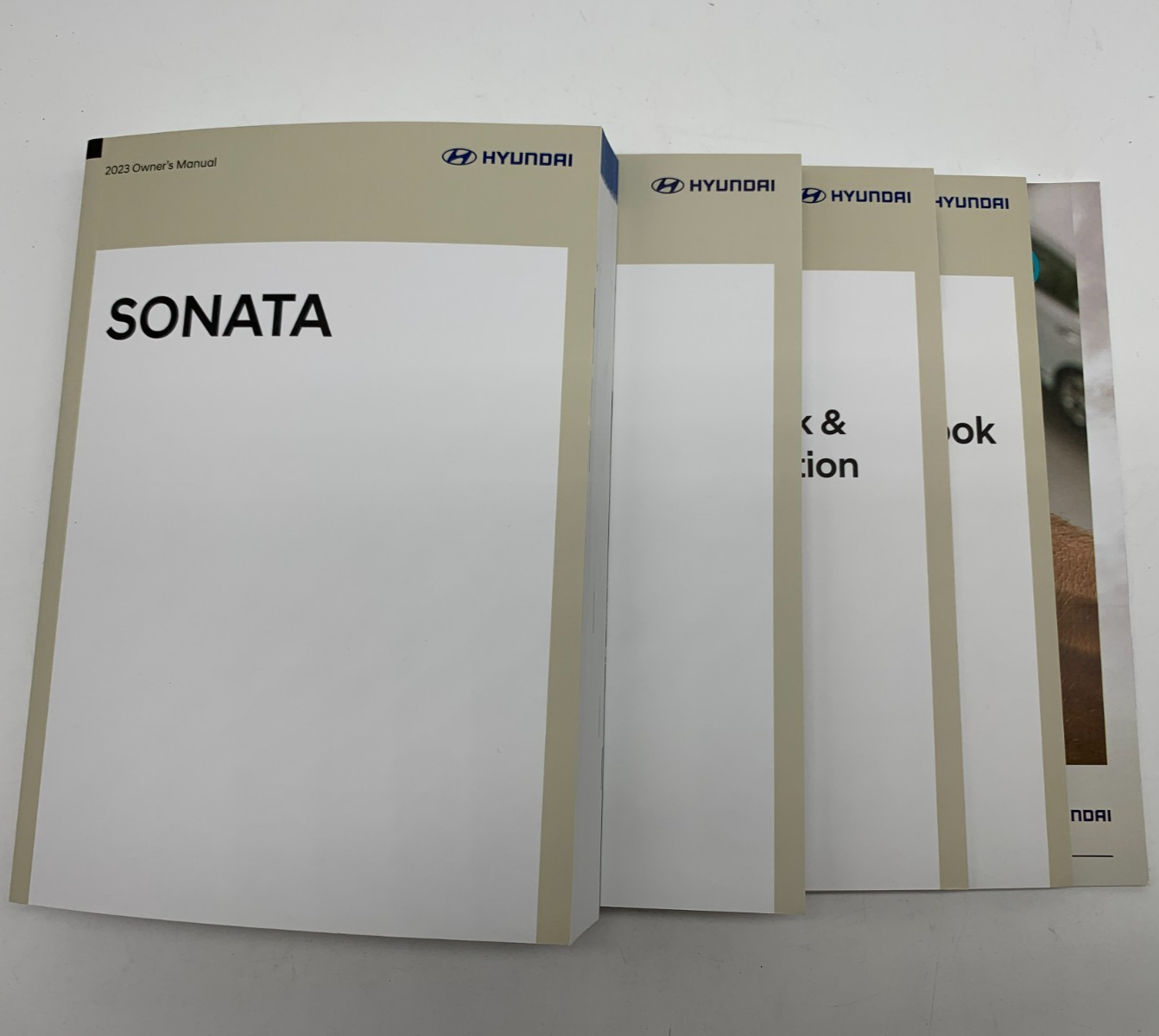 2023 Hyundai Sonata Owners Manual Set OEM A04B28008
