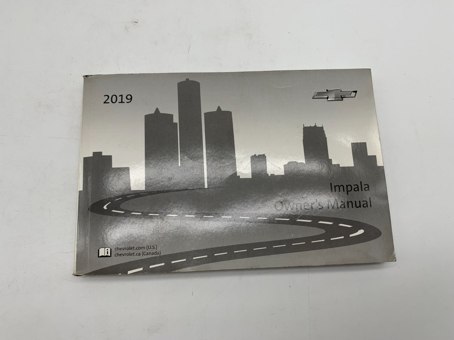 2019 Chevrolet Impala Owners Manual Set OEM C03B30095