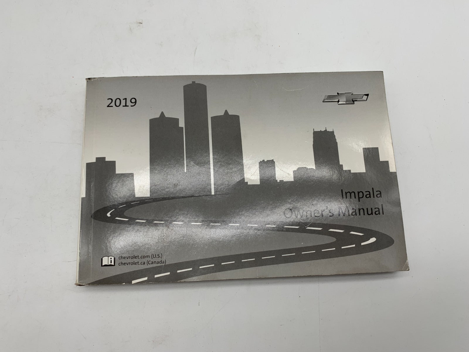 2019 Chevrolet Impala Owners Manual Set OEM C03B30095