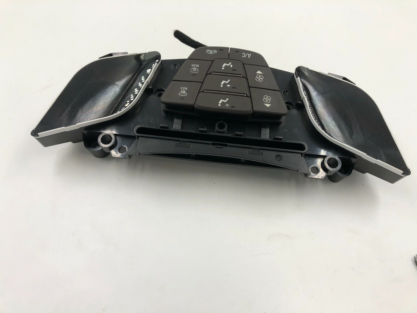 2014-2016 Buick Lacrosse AC Heater Climate Control Temperature Unit OEM B02007