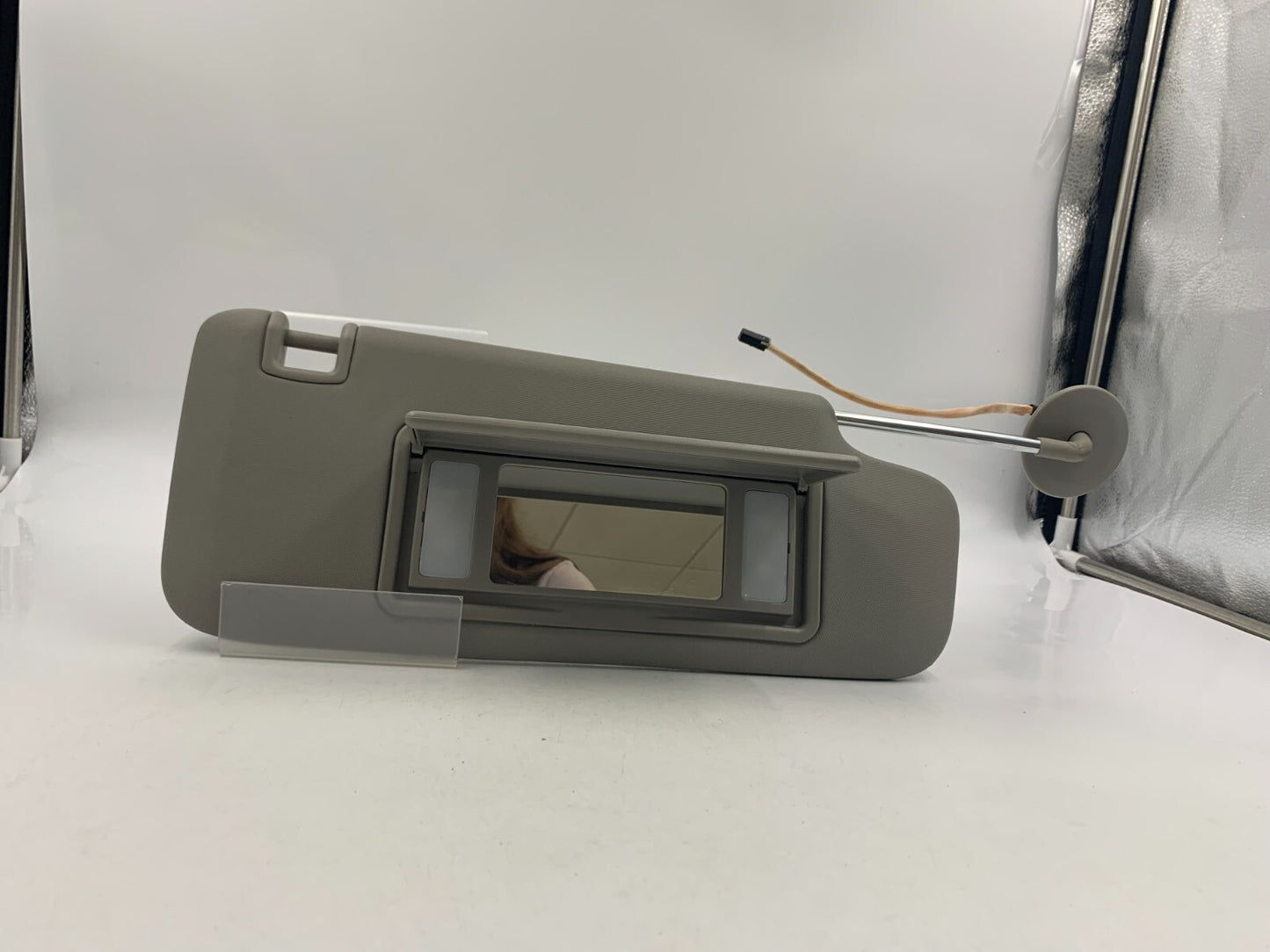 2016-2020 Chevrolet Malibu Passenger Sun Visor Gray Illuminated OEM A03B34041