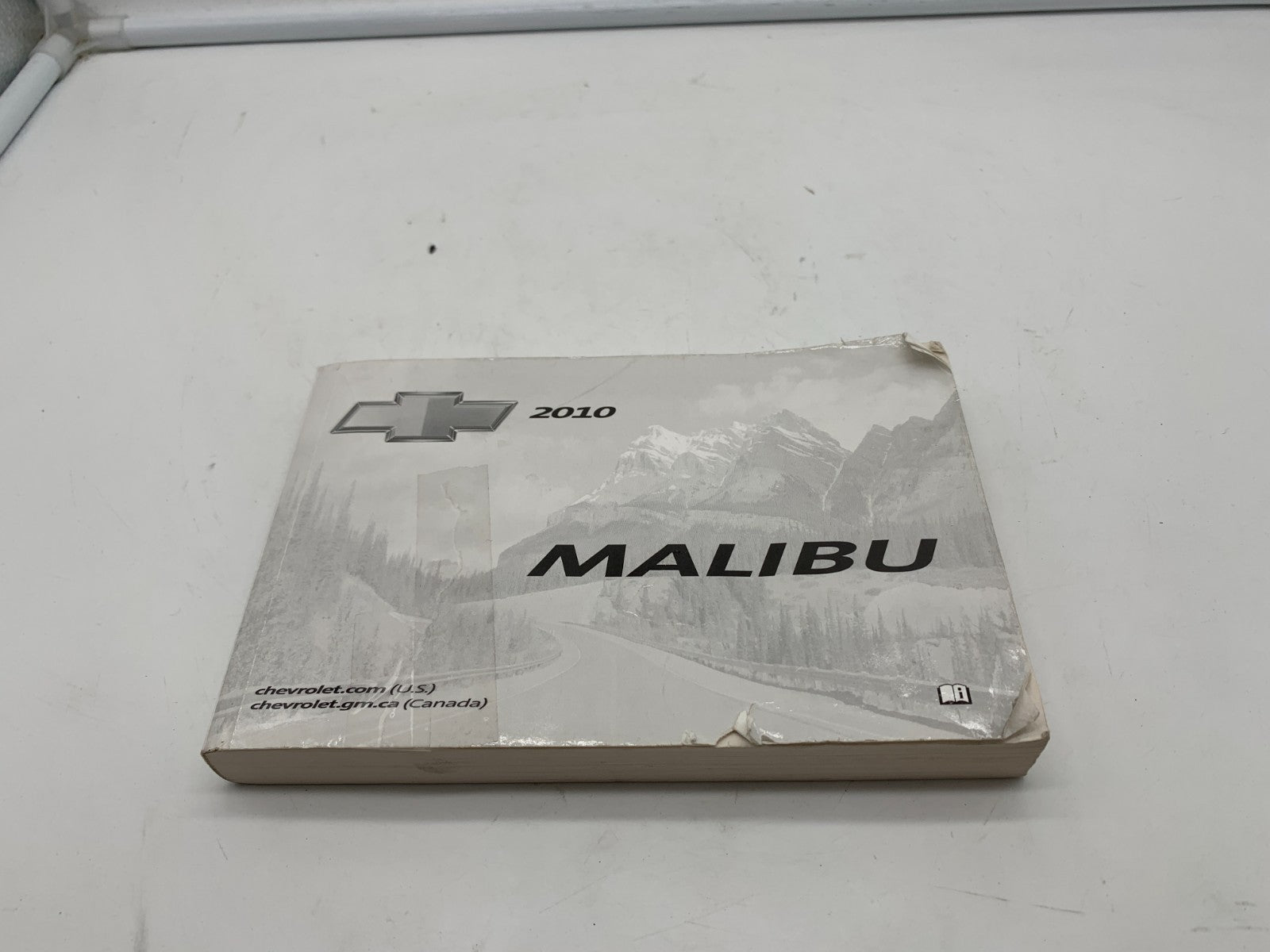 2010 Chevrolet Malibu Owners Manual OEM A01B48005