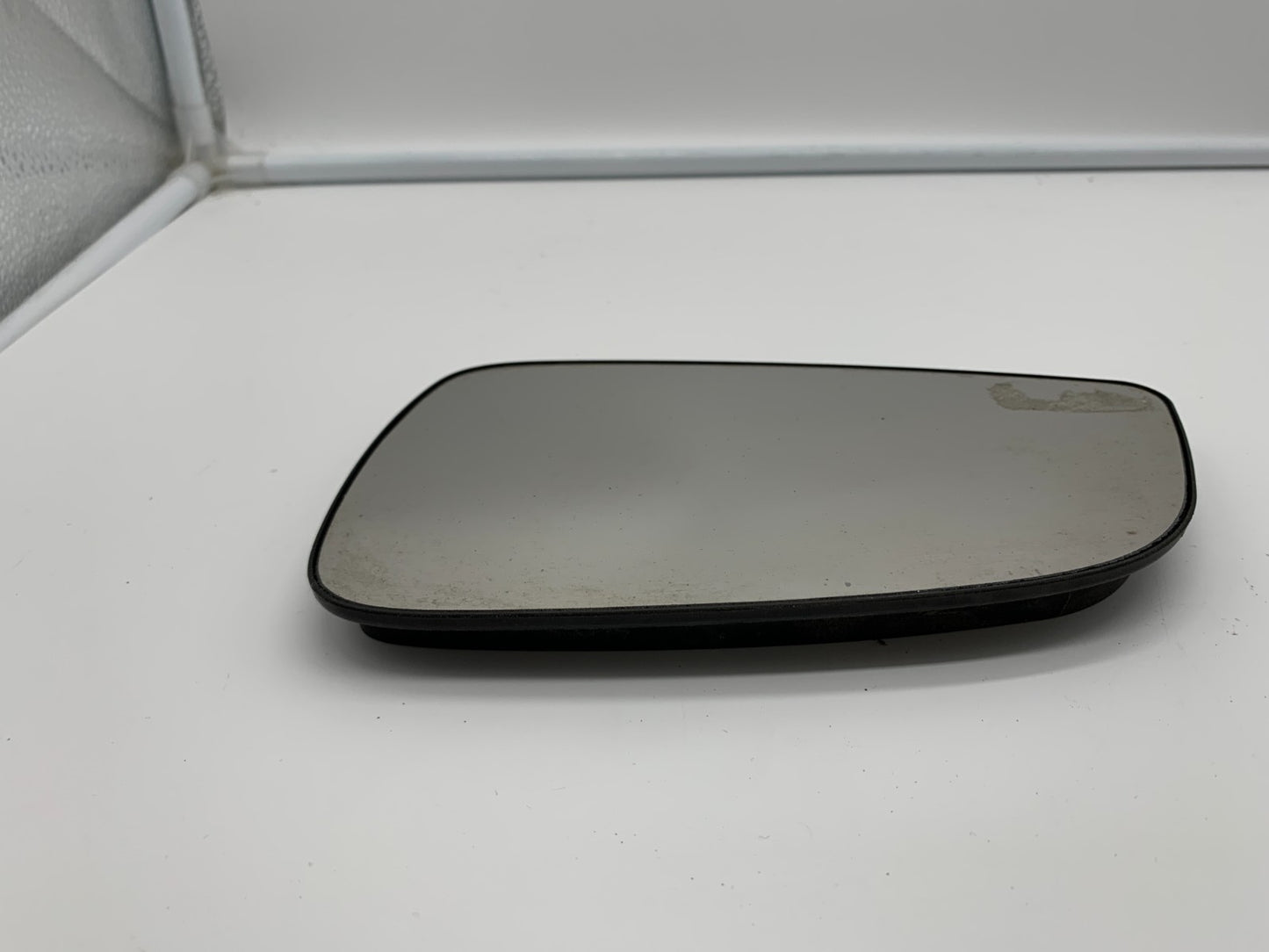 2008-2012 Chevrolet Malibu Driver Power Door Mirror Glass Only OEM D04B46005
