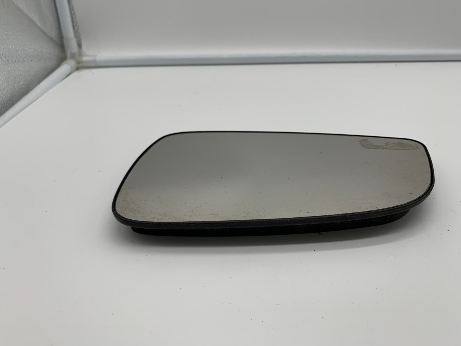 2008-2012 Chevrolet Malibu Driver Power Door Mirror Glass Only OEM D04B46005