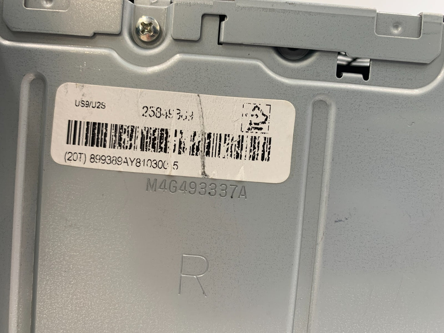 2008-2011 Cadillac SRX AM FM CD Player Radio Receiver OEM B03B26027