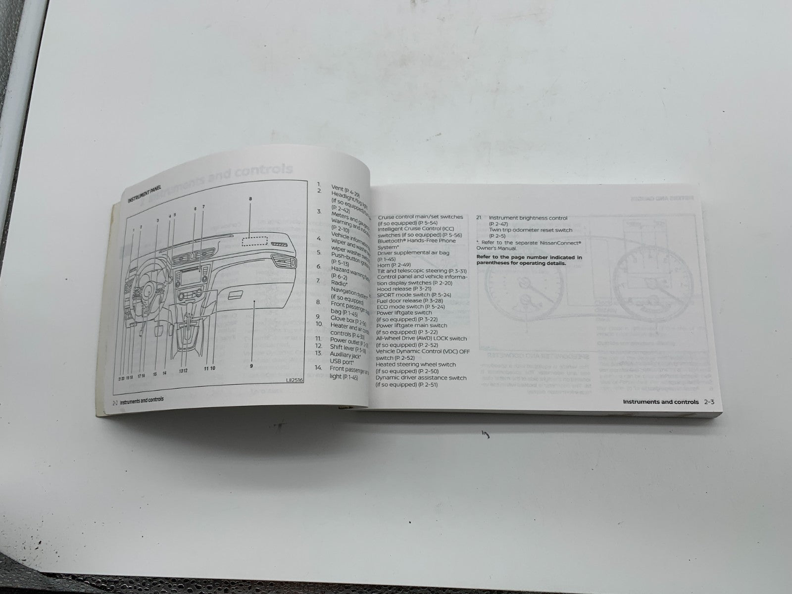 2018 Nissan Rogue Hybrid Owners Manual Set OEM B03B28033