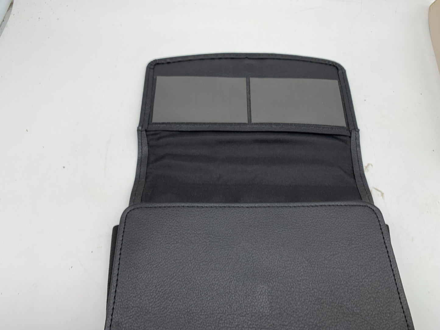 2017 GMC Sierra Owners Manual Set with Case OEM D03B68014