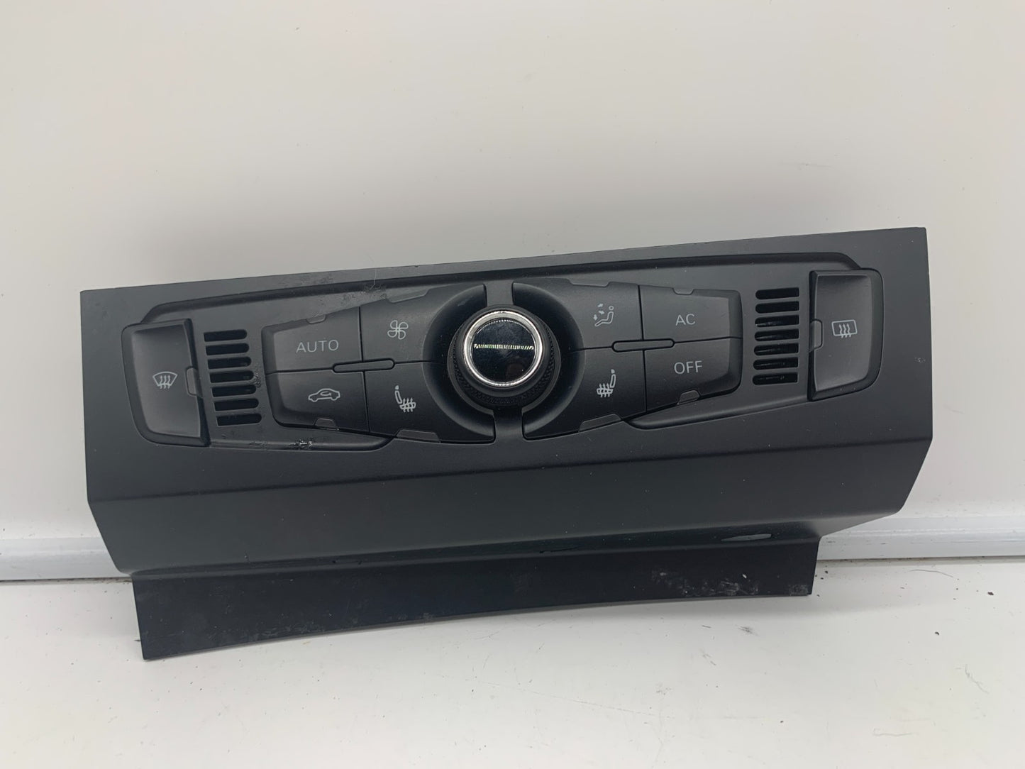 2009-2012 Audi A4 Climate Control AC Heater Single Zone OEM A01B49037