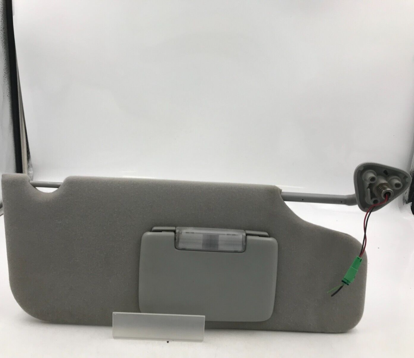 2005-2007 Ford Freestyle Passenger Sun Visor Gray Illuminated OEM D01B66008