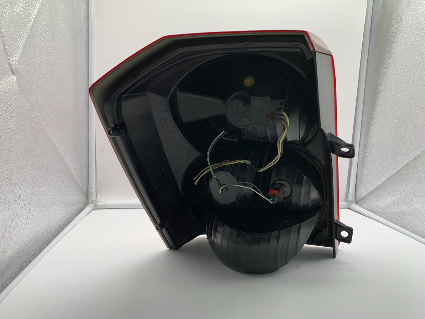 2008-2012 Dodge Caliber Passenger Side Tail Light Taillight OEM B04B55038