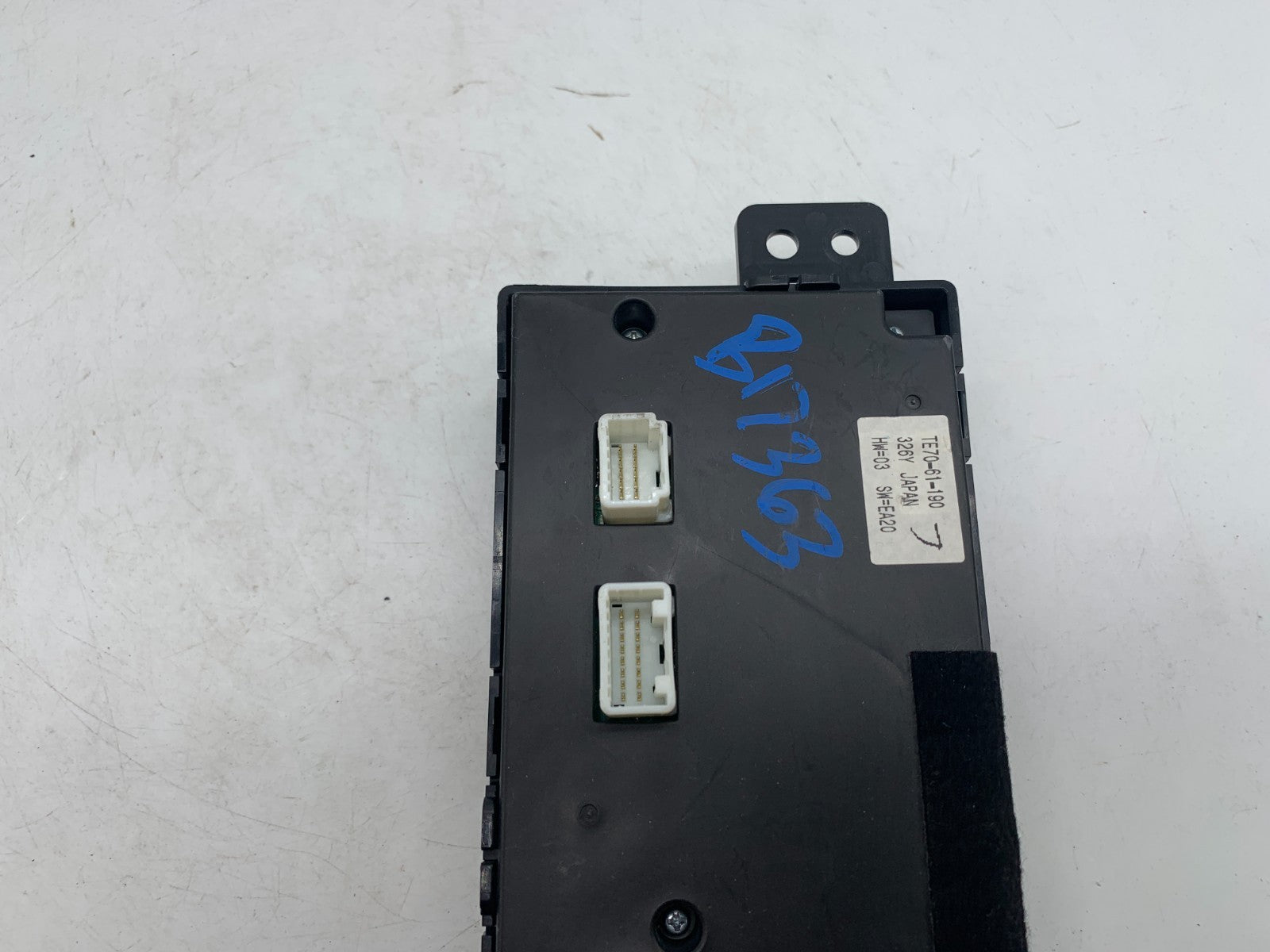 2010-2015 Mazda CX-9 CX9 AC Heater Climate Control Unit OEM A01B54007