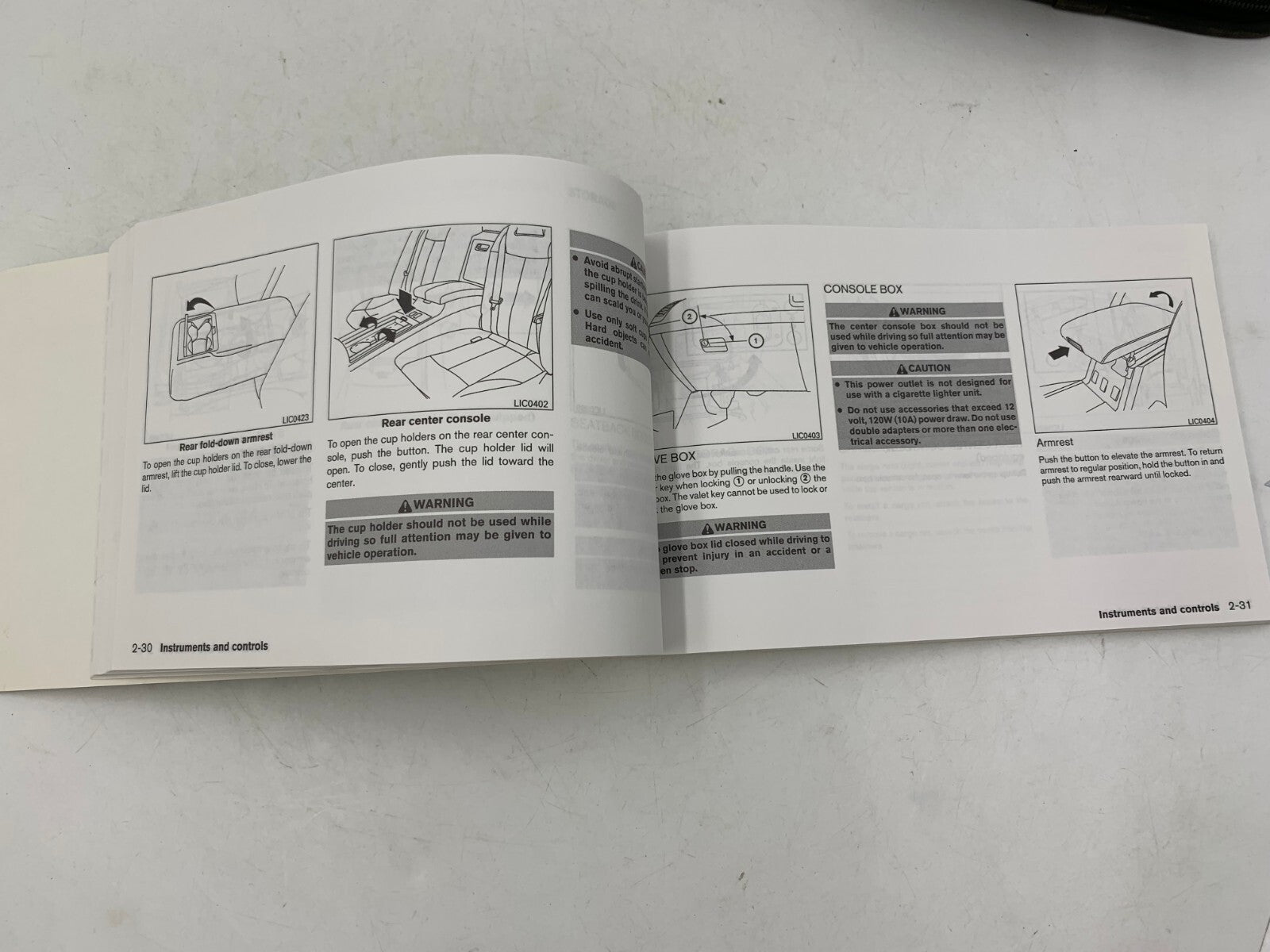 2004 Nissan Maxima Owners Manual Set with Case OEM D01B48005