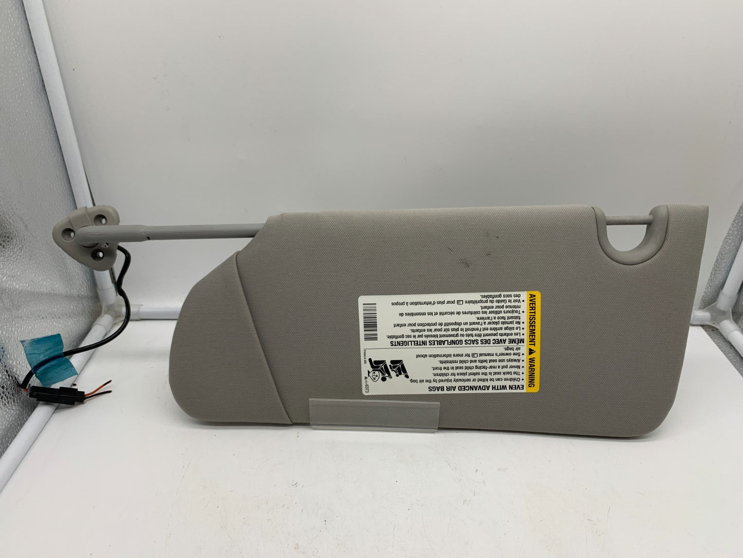 2006-2011 Buick Lucerne Passenger Sun Visor Gray OEM B04B46009
