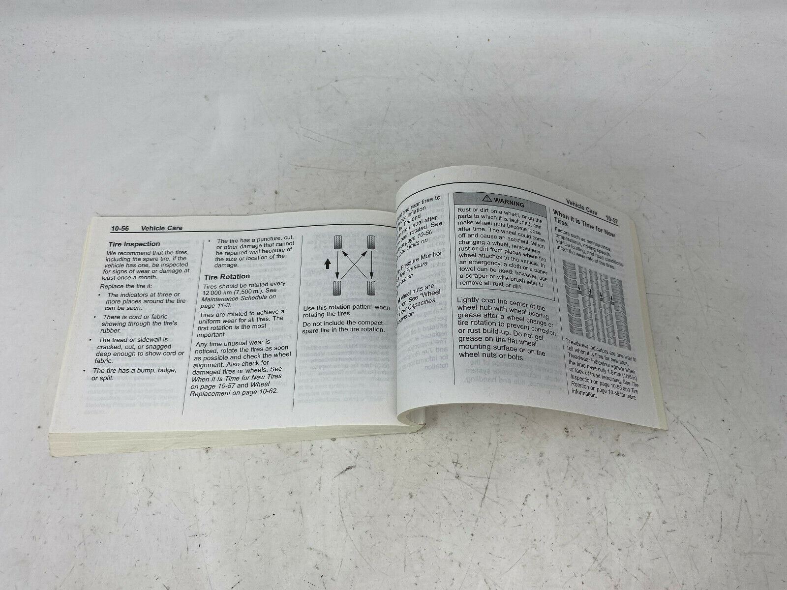 2005 Chevrolet Equinox Owners Manual OEM C03B44023