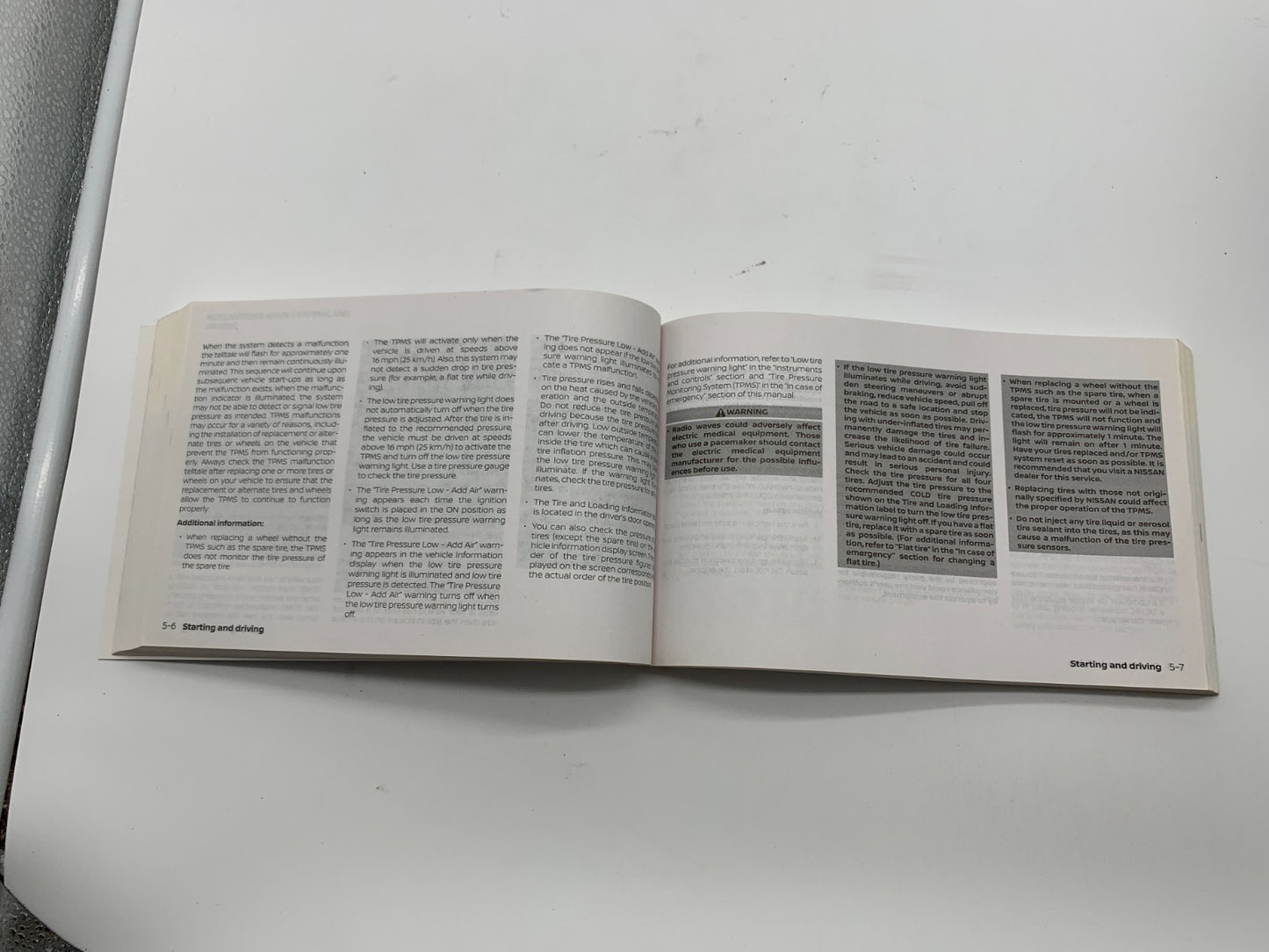 2012 Nissan Maxima Owners Manual Set with Case OEM C03B35003