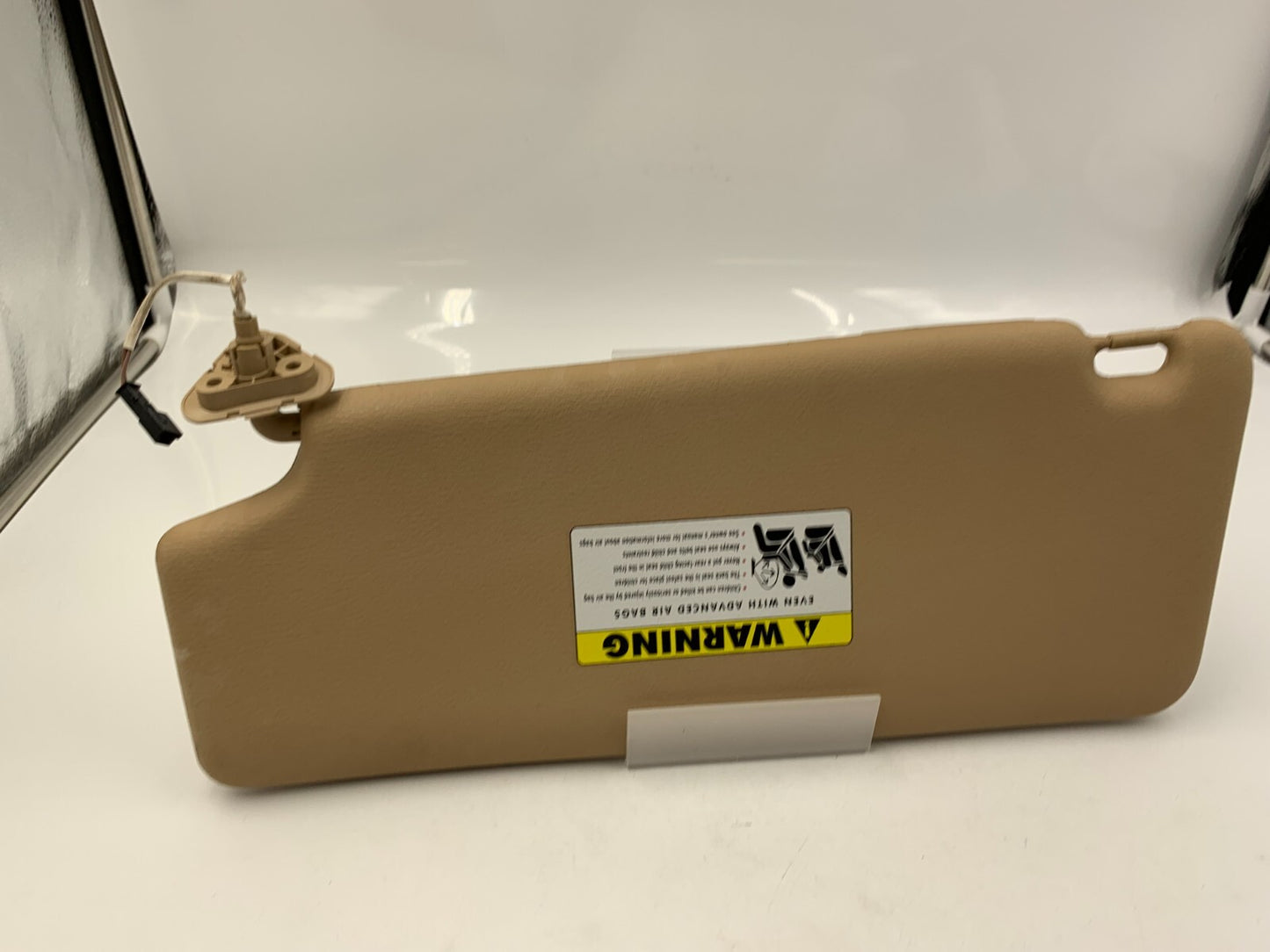 2007-2010 BMW X3 Passenger Sun Visor Illuminated Tan OEM D04B11048