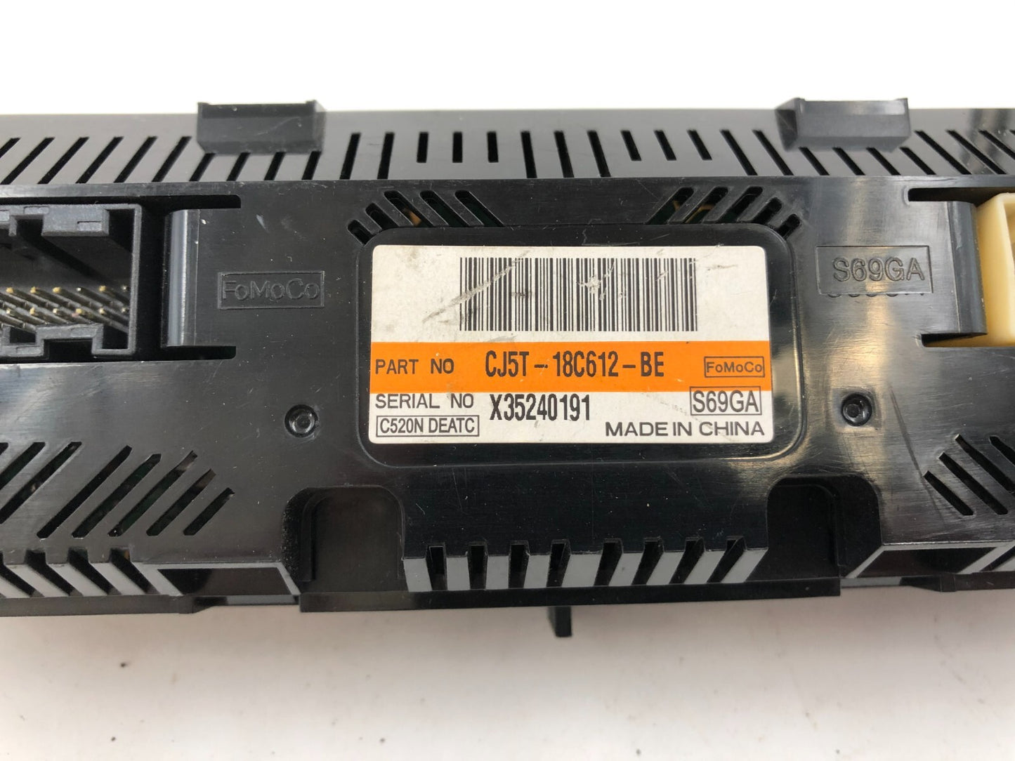 2015-2016 Ford Escape AC Heater Climate Control Unit OEM C04B08007