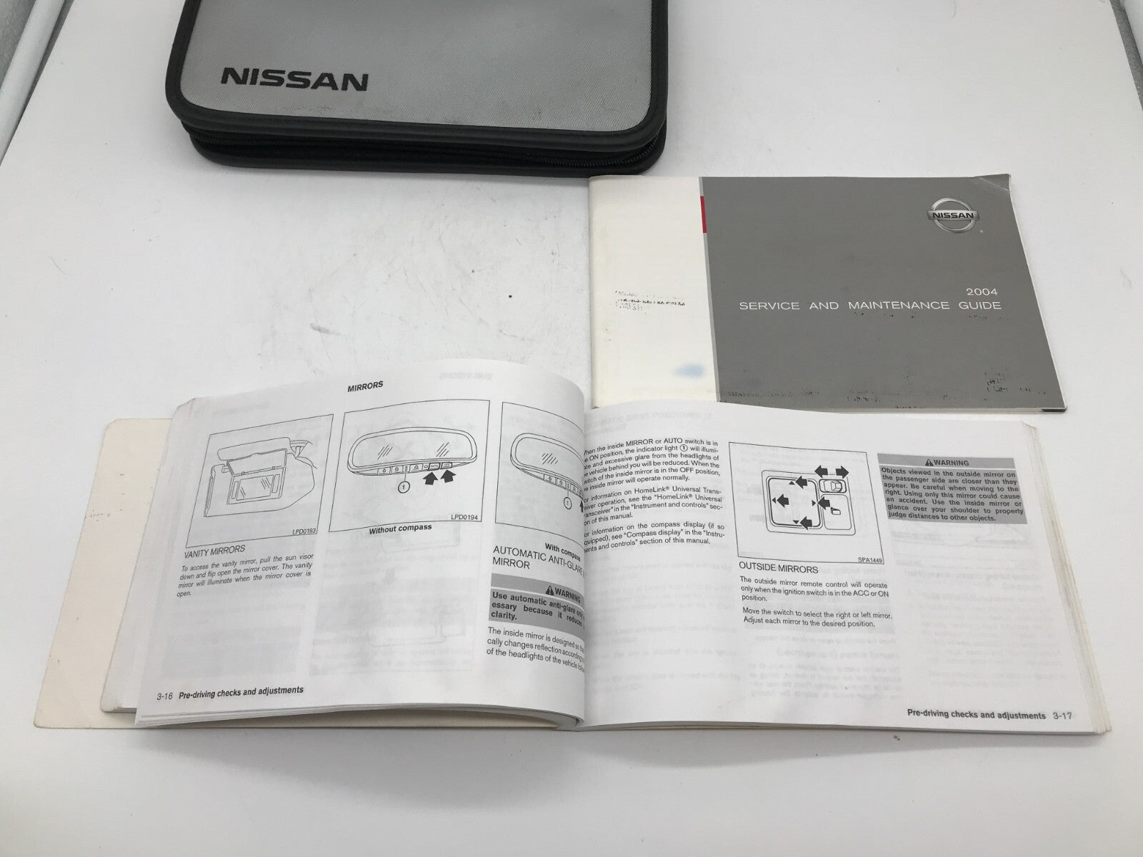 2004 Nissan Maxima Owners Manual Set with Case OEM E02B65003