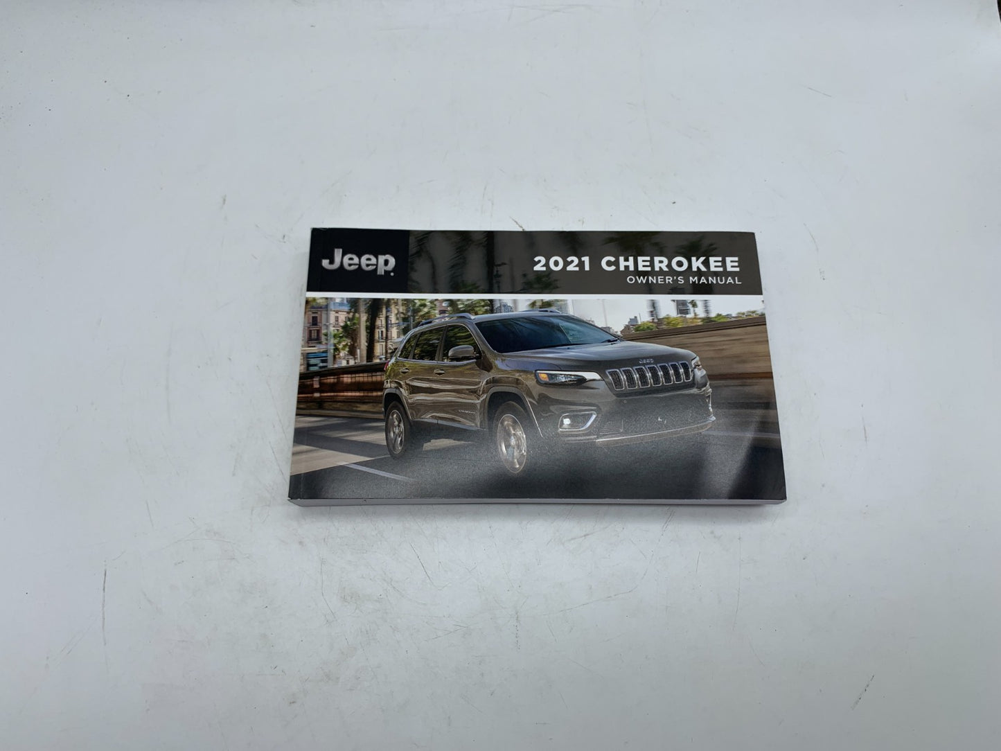 2021 Jeep Cherokee Owners Manual Set OEM C02B50018