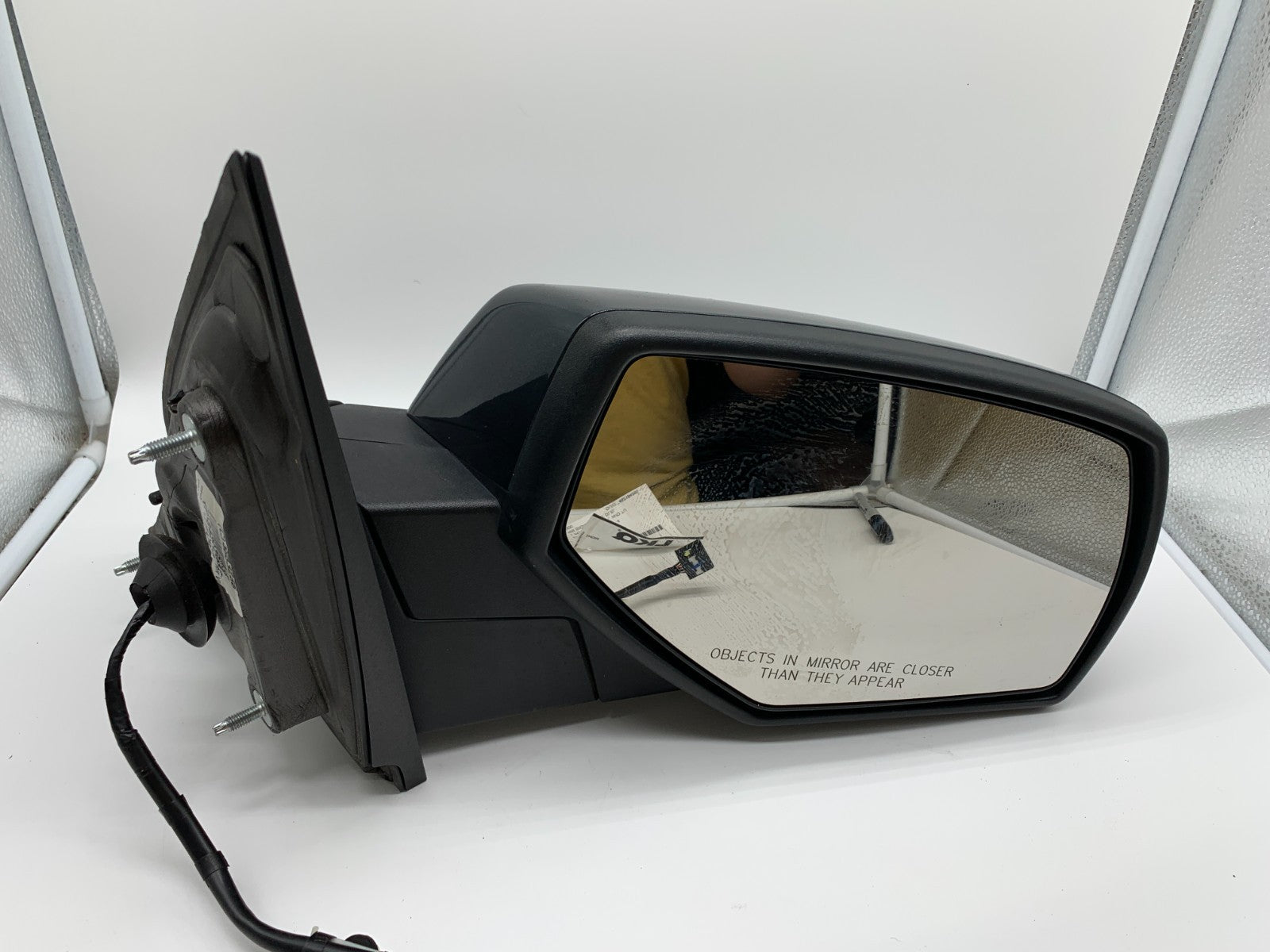 2014-2019 Chevrolet Silverado 1500 Passenger Side Power Door Mirror C03B10002