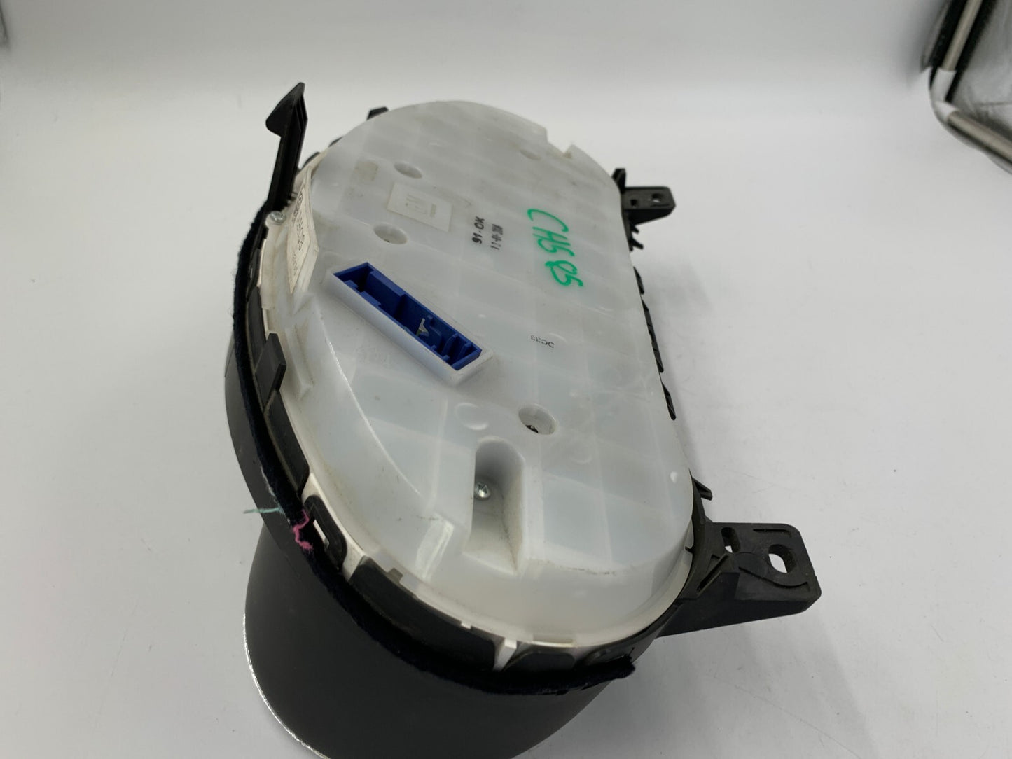 2015-2017 Buick Verano Speedometer Instrument Cluster 29541 Miles OEM A01B32058