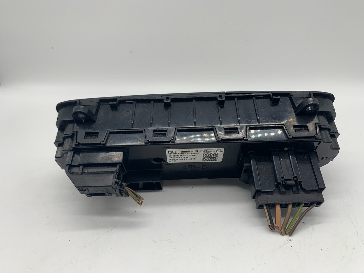 2015-2018 Ford Focus AC Heater Climate Control Unit OEM F1ET19980JG