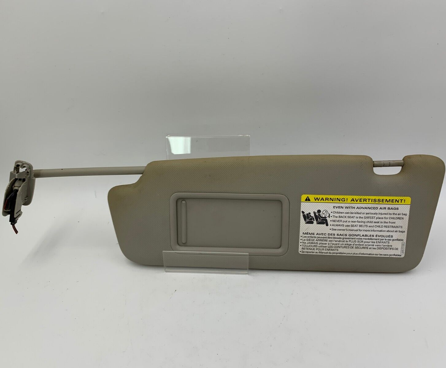 2009-2012 Audi Q5 Driver Sun Visor Gray Illumination OEM D02B27052