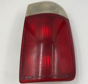 1995-2005 Chevrolet S10 Blazer Driver Side Tail Light Taillight OEM C03B53062