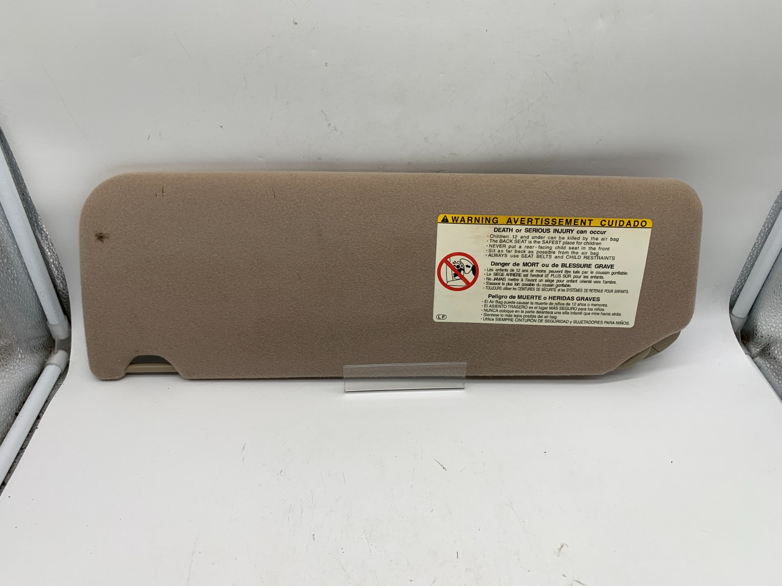 2004 Toyota Sienna Passenger Sun Visor Tan Illumination OEM A04B42002