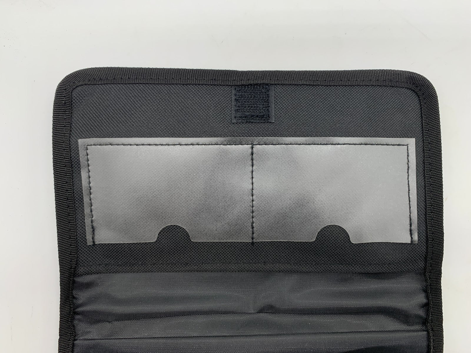 2017 Ford Fusion Owners Manual Set with Case OEM C01B31011