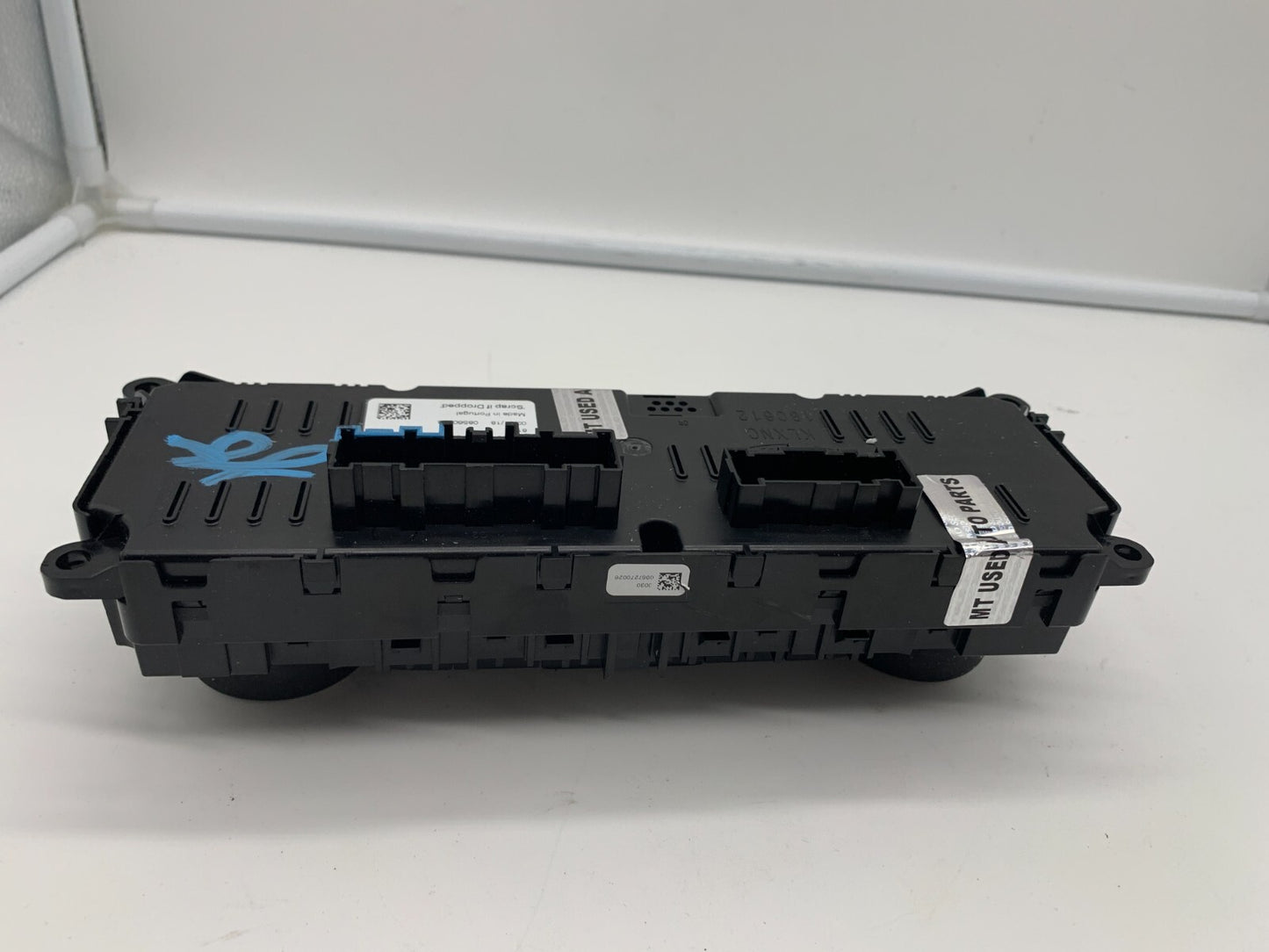 2018-2020 Ford Ecosport AC Heater Climate Control Unit OEM C04B57009