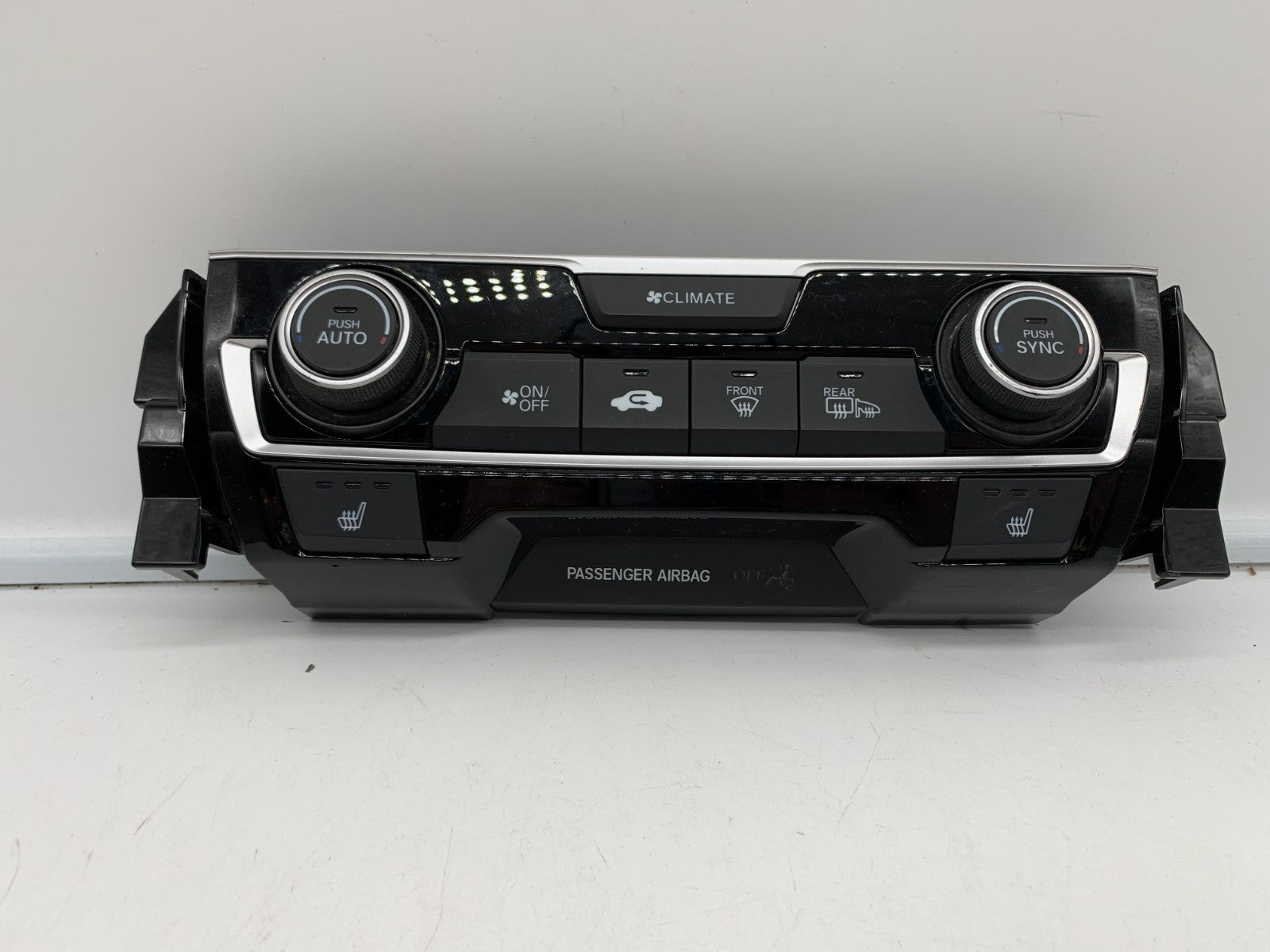 2016-2018 Honda Civic Climate Control AC Heater Unit OEM E01B03063