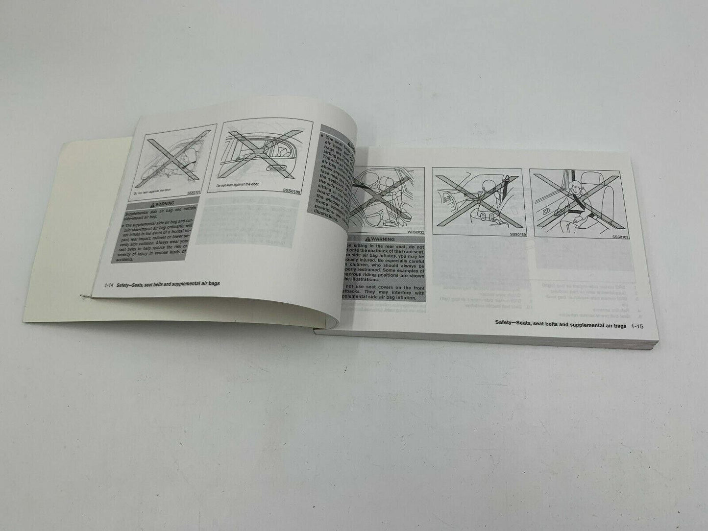 2004 Nissan Maxima Owners Manual OEM D02B25087