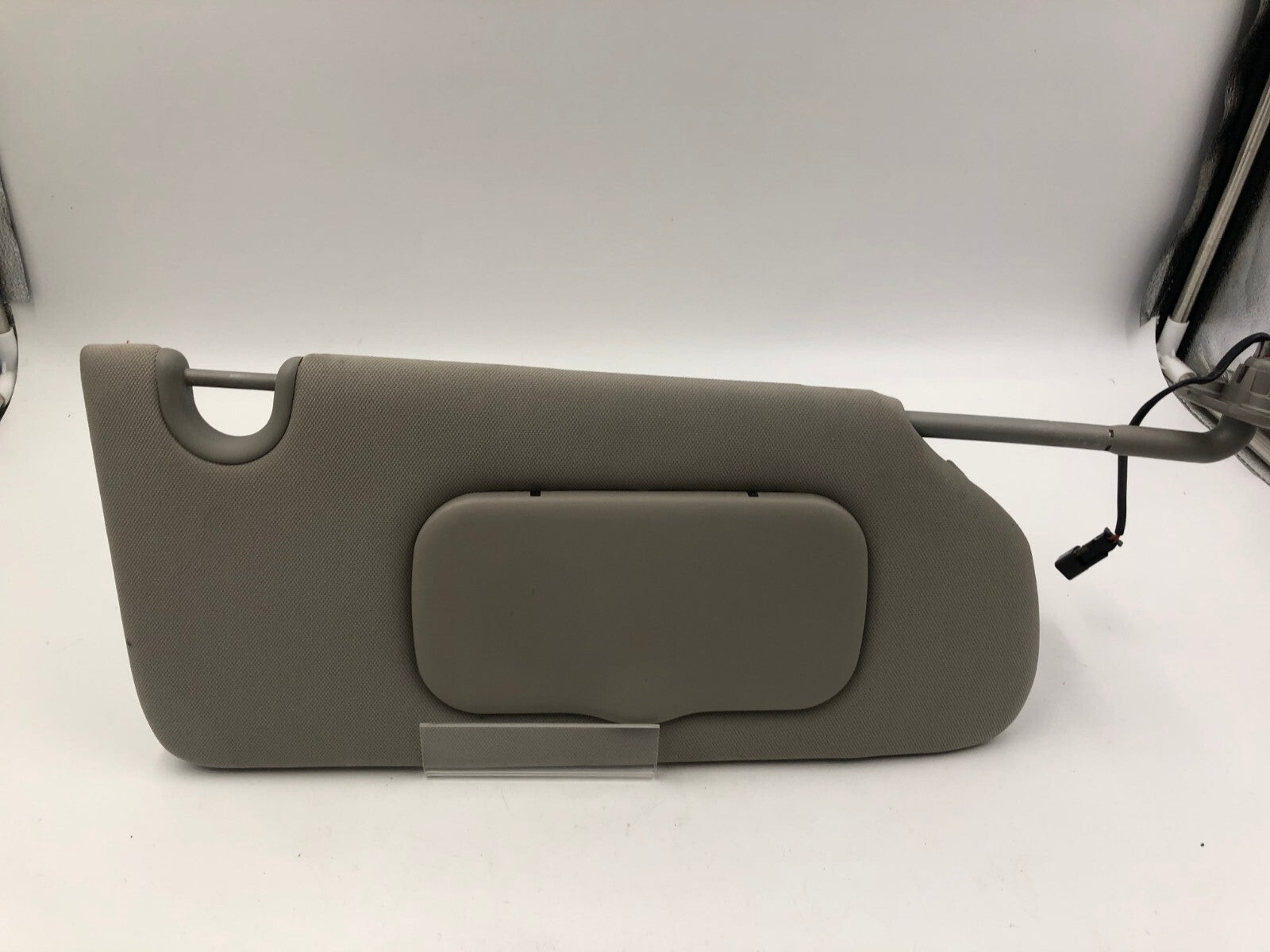 2006-2011 Buick Lucerne Passenger Sun Visor Gray Illuminated OEM A03B18074