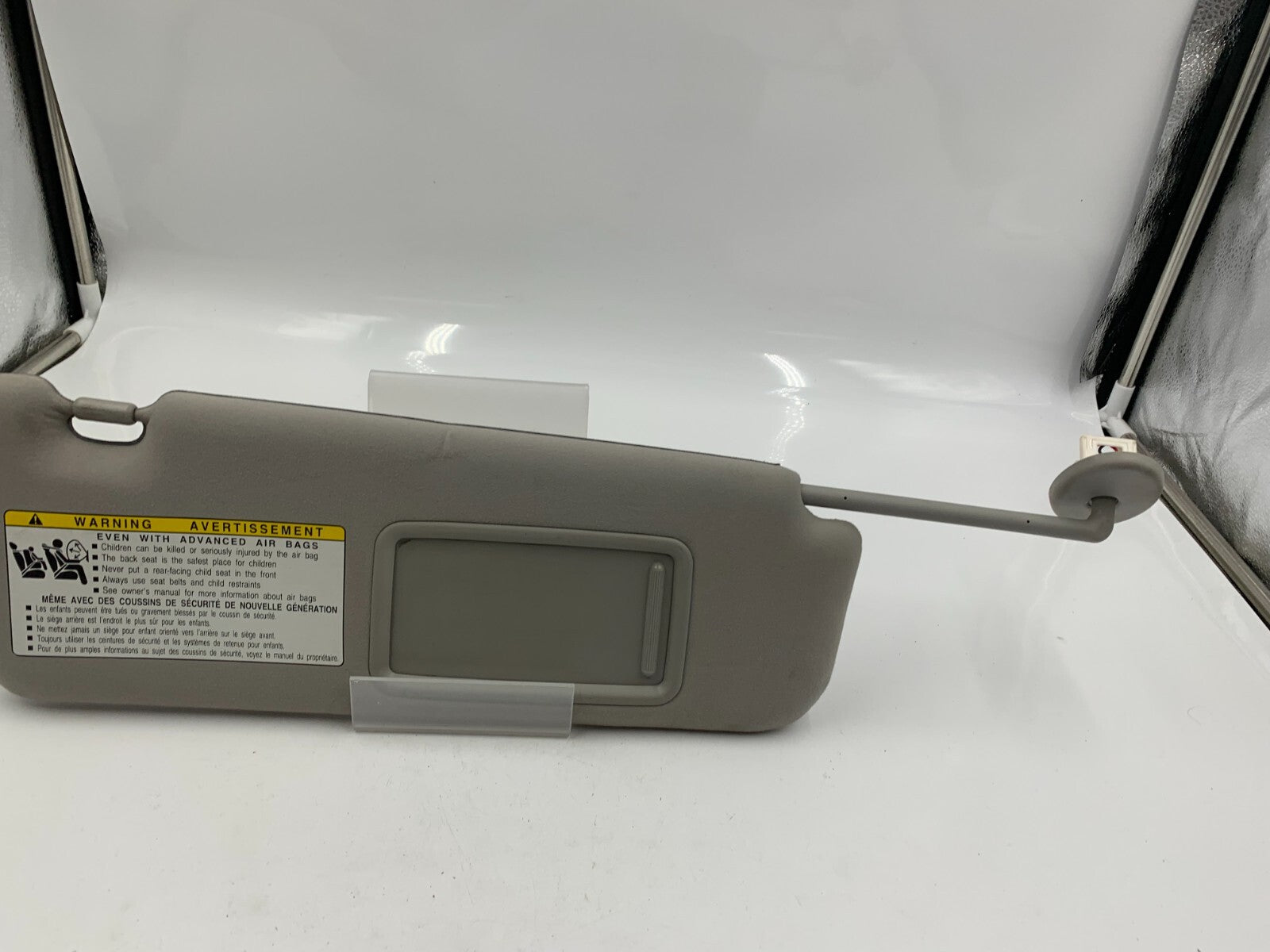 2007-2009 Lexus ES350 Passenger Sun Visor Gray Illuminated OEM B04B44026